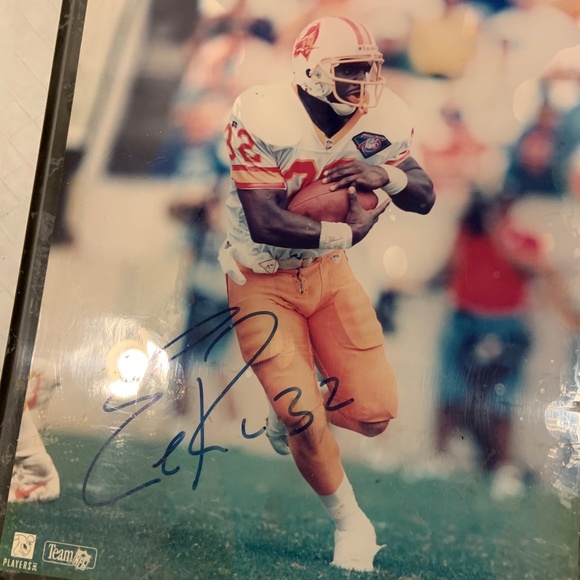 Vintage Tampa Bay Buccaneers Errict Rhett Auto NFL 15" x 12" Wall Plaque - Picture 6 of 16